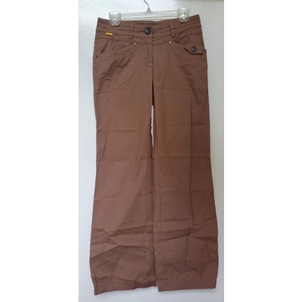 Lolë flare casual/hike pants